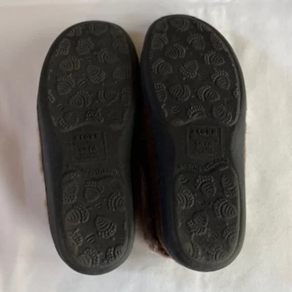 ACORN | Faux Chinchilla Collar Slippers Indoor-Outdoor - Like NEW! - Picture 6 of 6